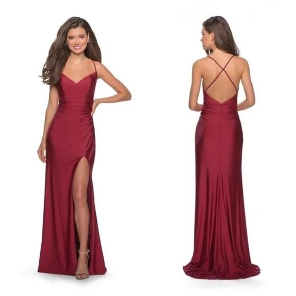 La Femme Cross Back Satin Jersey Trumpet Gown in Burgundy - Size 2 - Picture 3 of 3